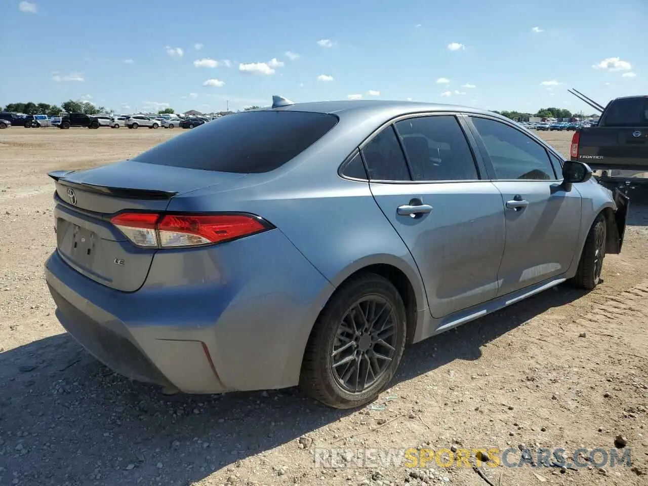 3 Фотография поврежденного автомобиля 5YFEPRAE8LP073949 TOYOTA COROLLA 2020