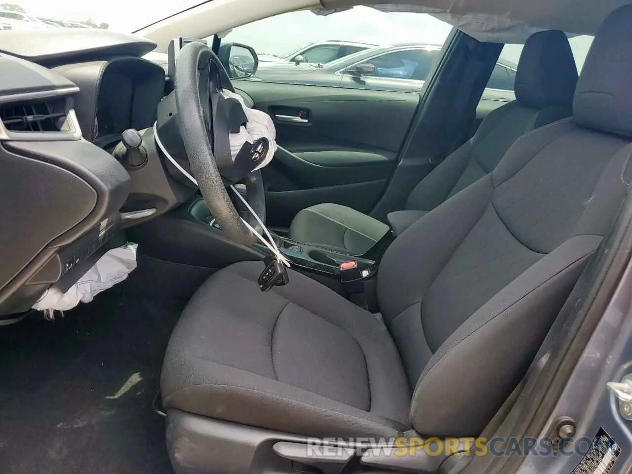 7 Фотография поврежденного автомобиля 5YFEPRAE8LP073949 TOYOTA COROLLA 2020