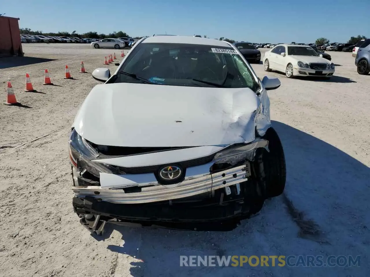 5 Photograph of a damaged car 5YFEPRAE8LP076043 TOYOTA COROLLA 2020