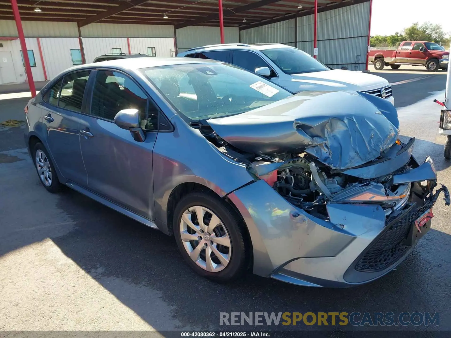 1 Фотография поврежденного автомобиля 5YFEPRAE8LP077791 TOYOTA COROLLA 2020