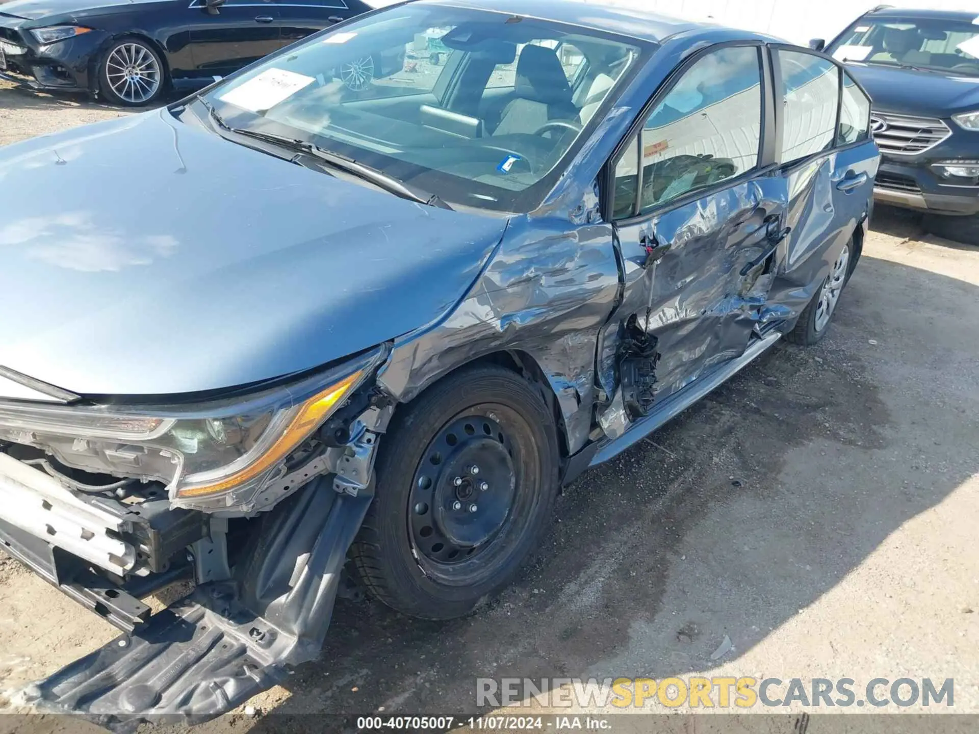 6 Photograph of a damaged car 5YFEPRAE8LP081954 TOYOTA COROLLA 2020