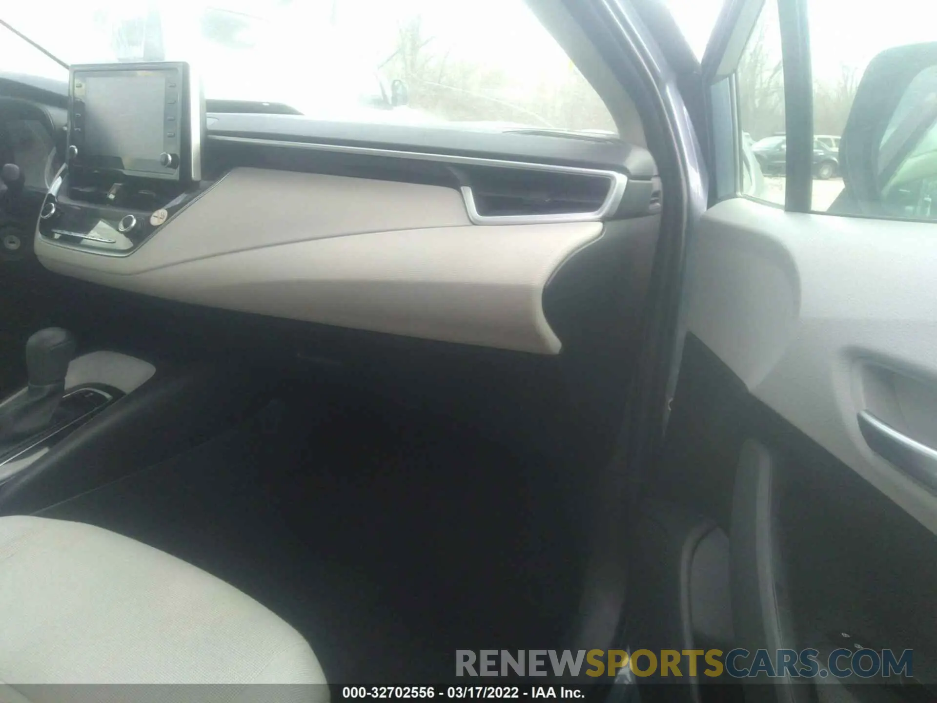 5 Photograph of a damaged car 5YFEPRAE8LP085972 TOYOTA COROLLA 2020