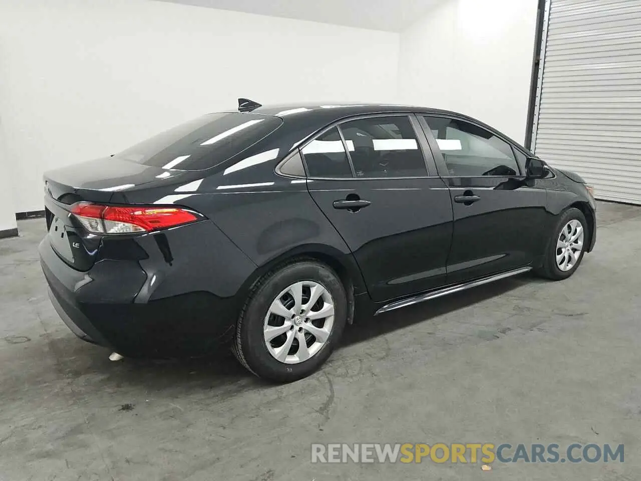3 Фотография поврежденного автомобиля 5YFEPRAE8LP093733 TOYOTA COROLLA 2020