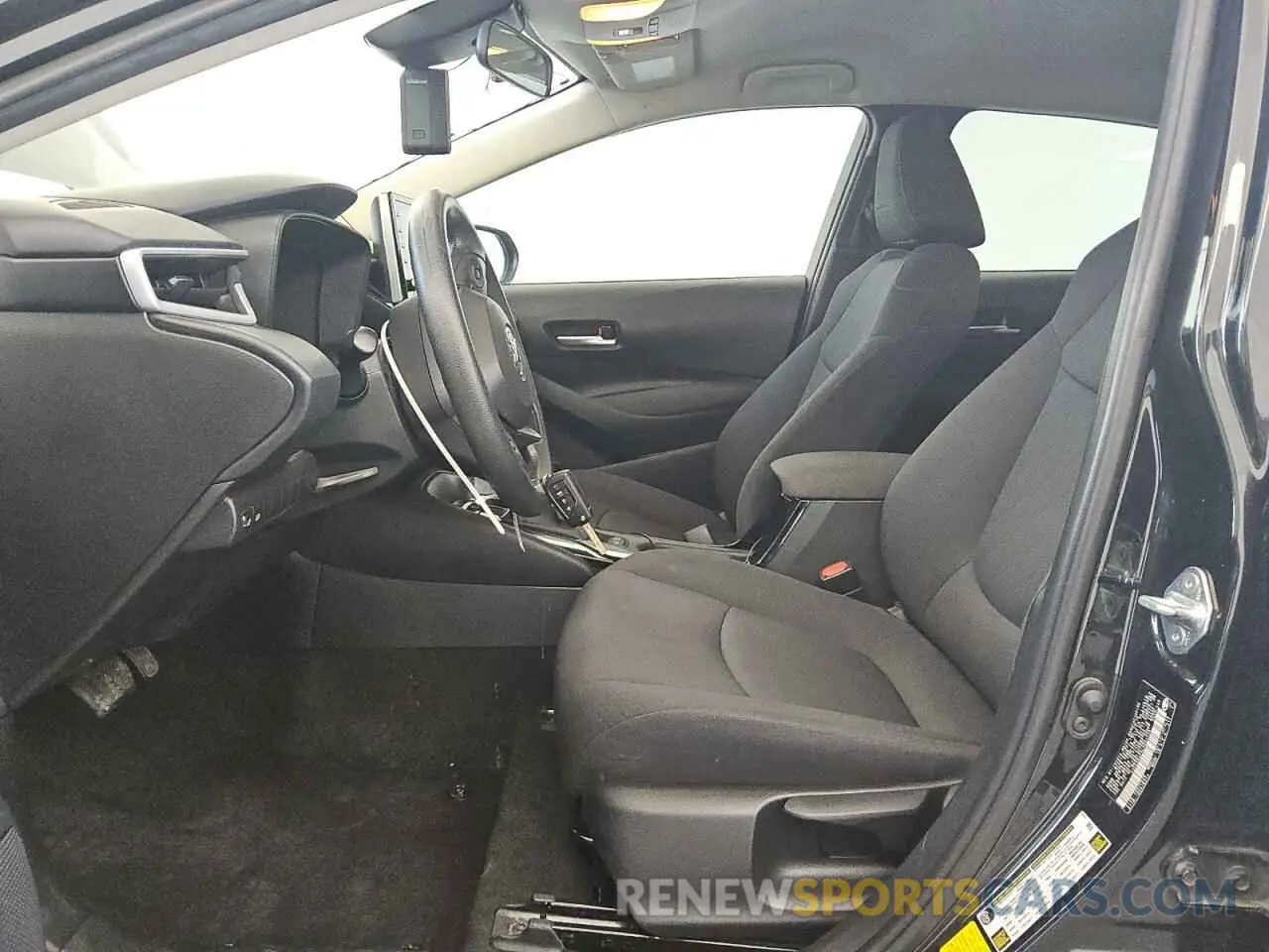 7 Фотография поврежденного автомобиля 5YFEPRAE8LP093733 TOYOTA COROLLA 2020