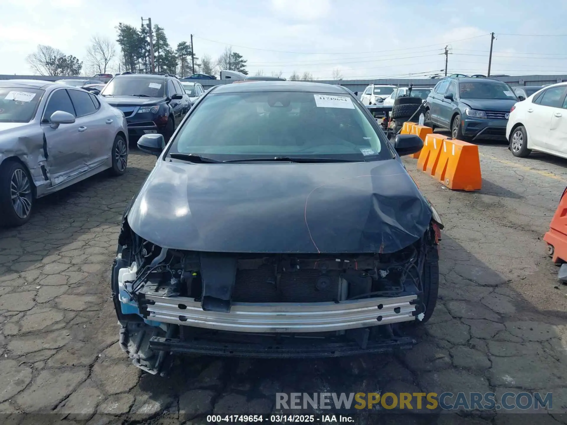 12 Photograph of a damaged car 5YFEPRAE8LP094882 TOYOTA COROLLA 2020