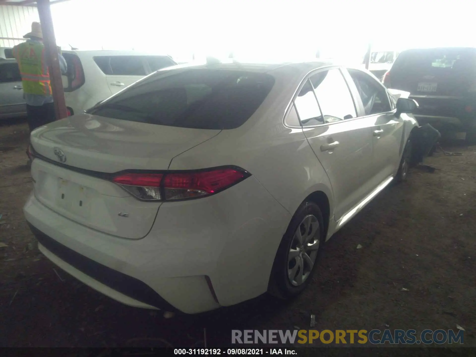 4 Photograph of a damaged car 5YFEPRAE8LP105394 TOYOTA COROLLA 2020