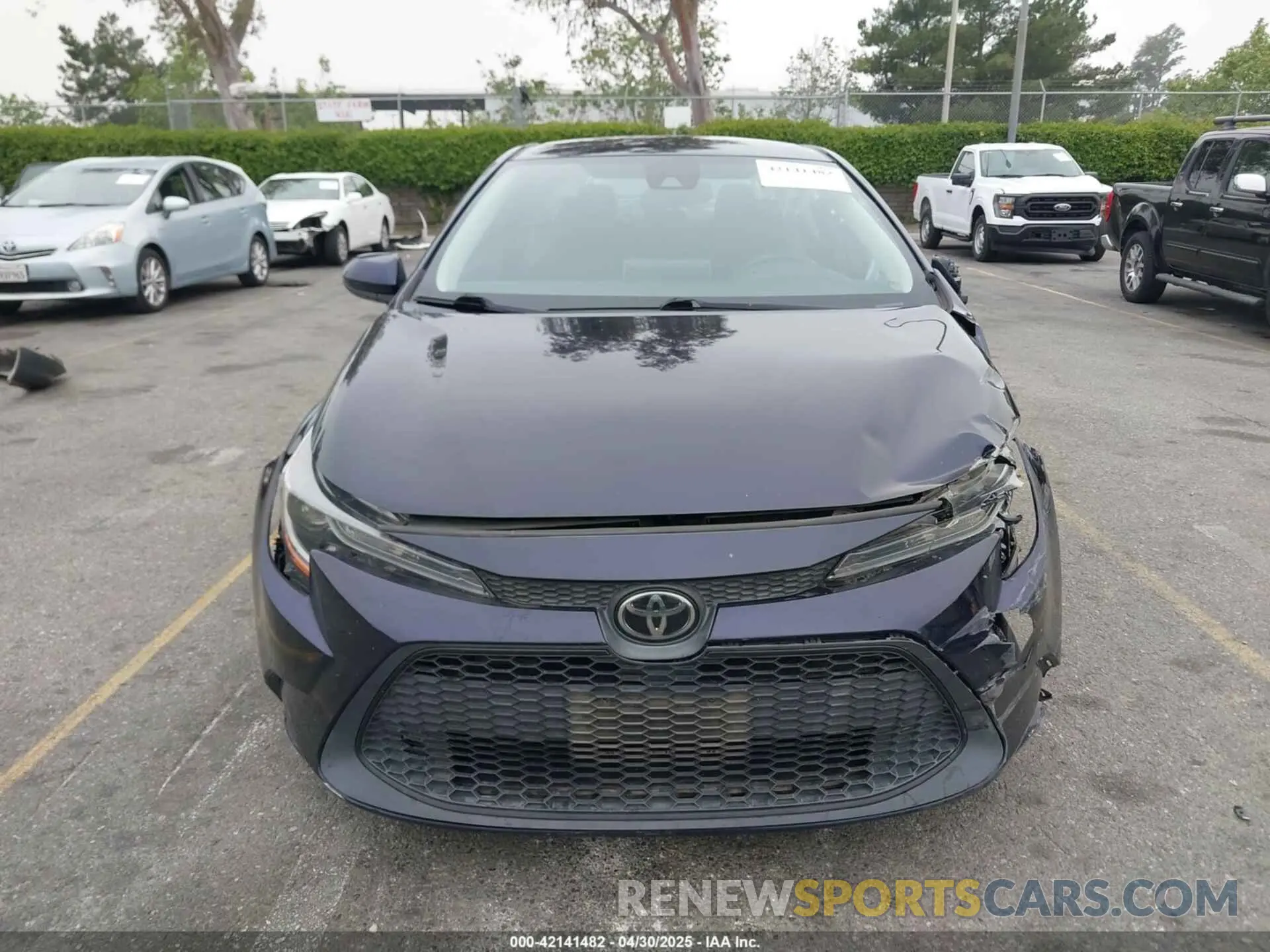 12 Photograph of a damaged car 5YFEPRAE8LP106139 TOYOTA COROLLA 2020