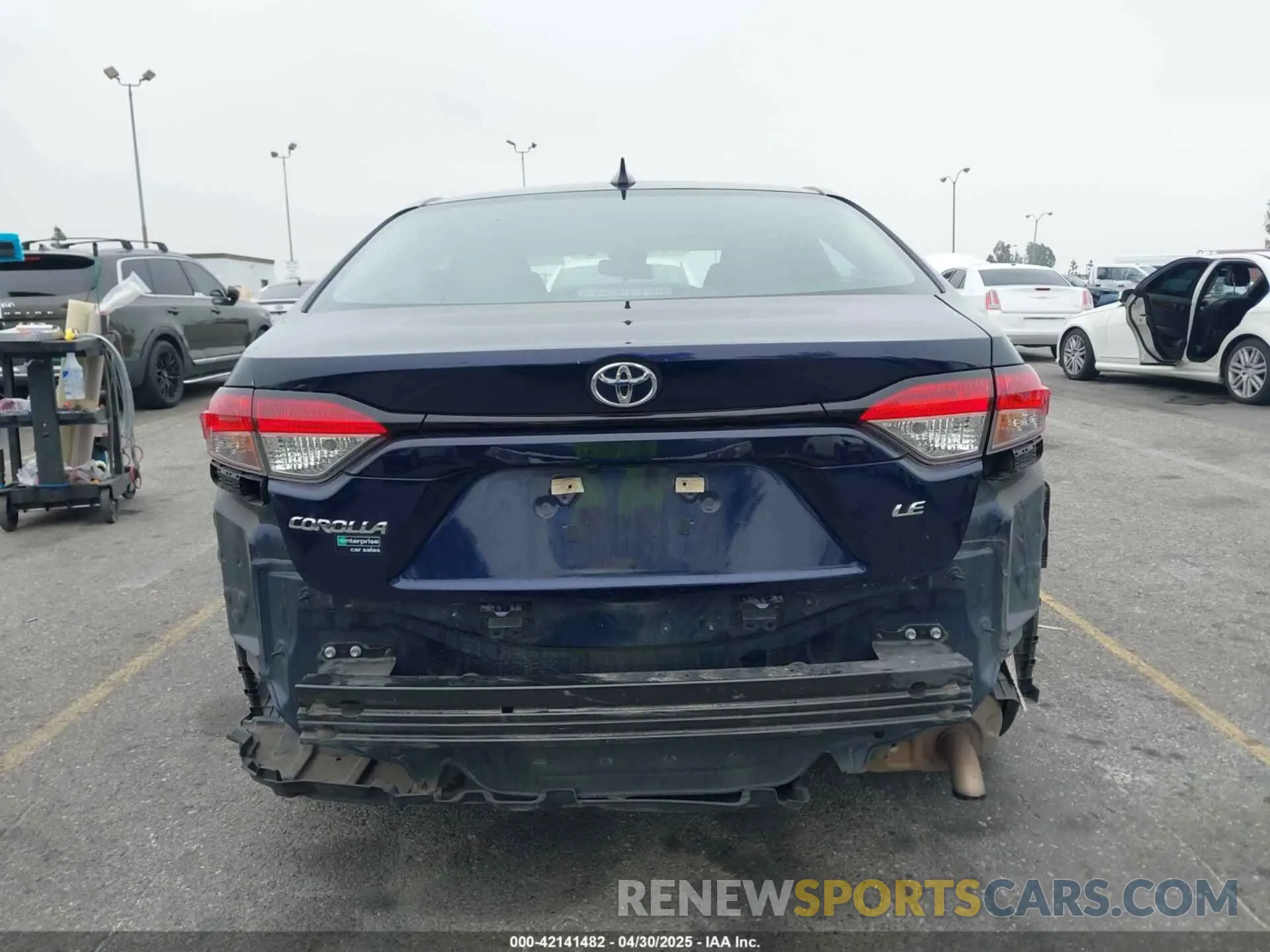 6 Photograph of a damaged car 5YFEPRAE8LP106139 TOYOTA COROLLA 2020