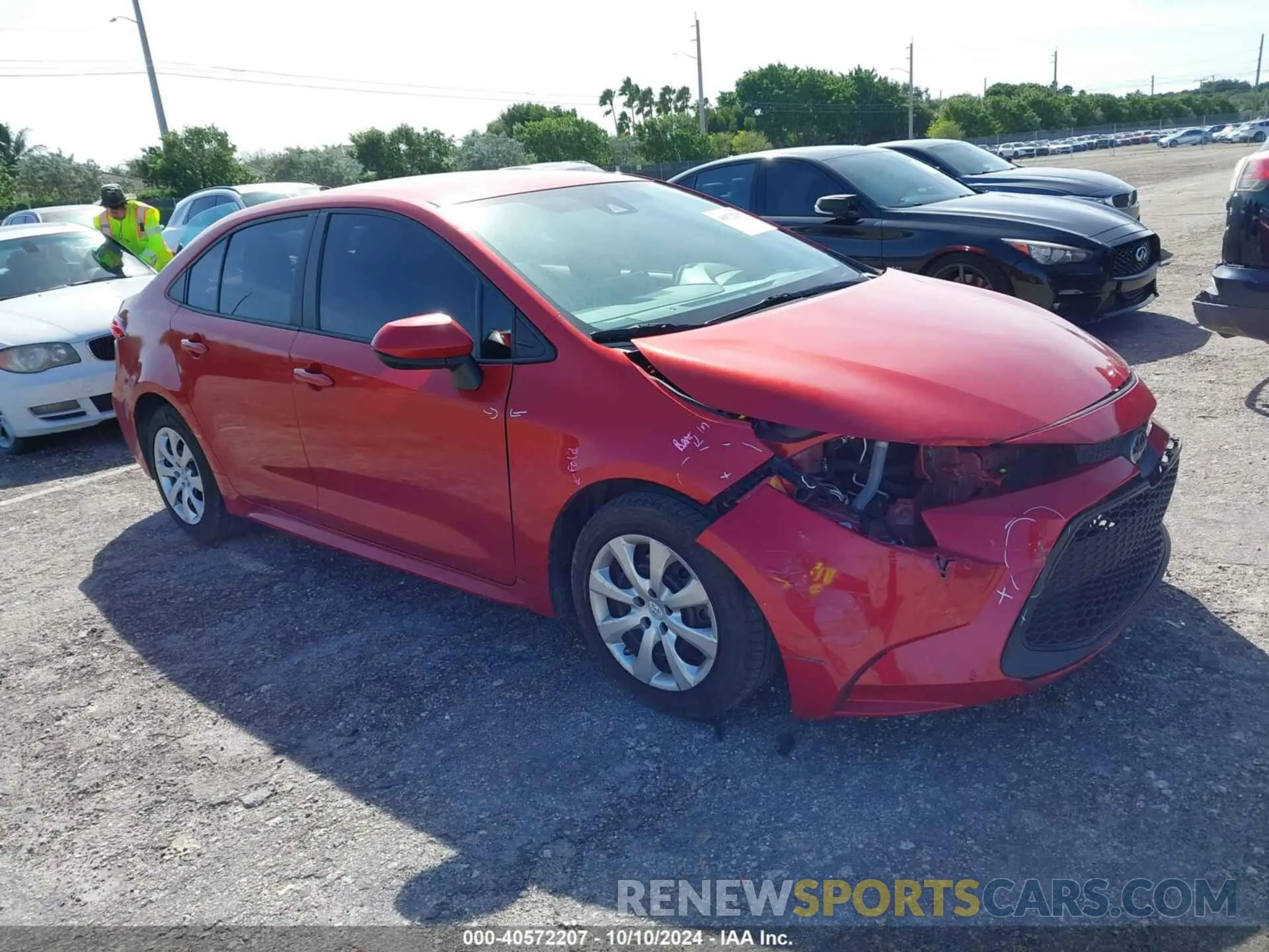 17 Photograph of a damaged car 5YFEPRAE8LP107310 TOYOTA COROLLA 2020