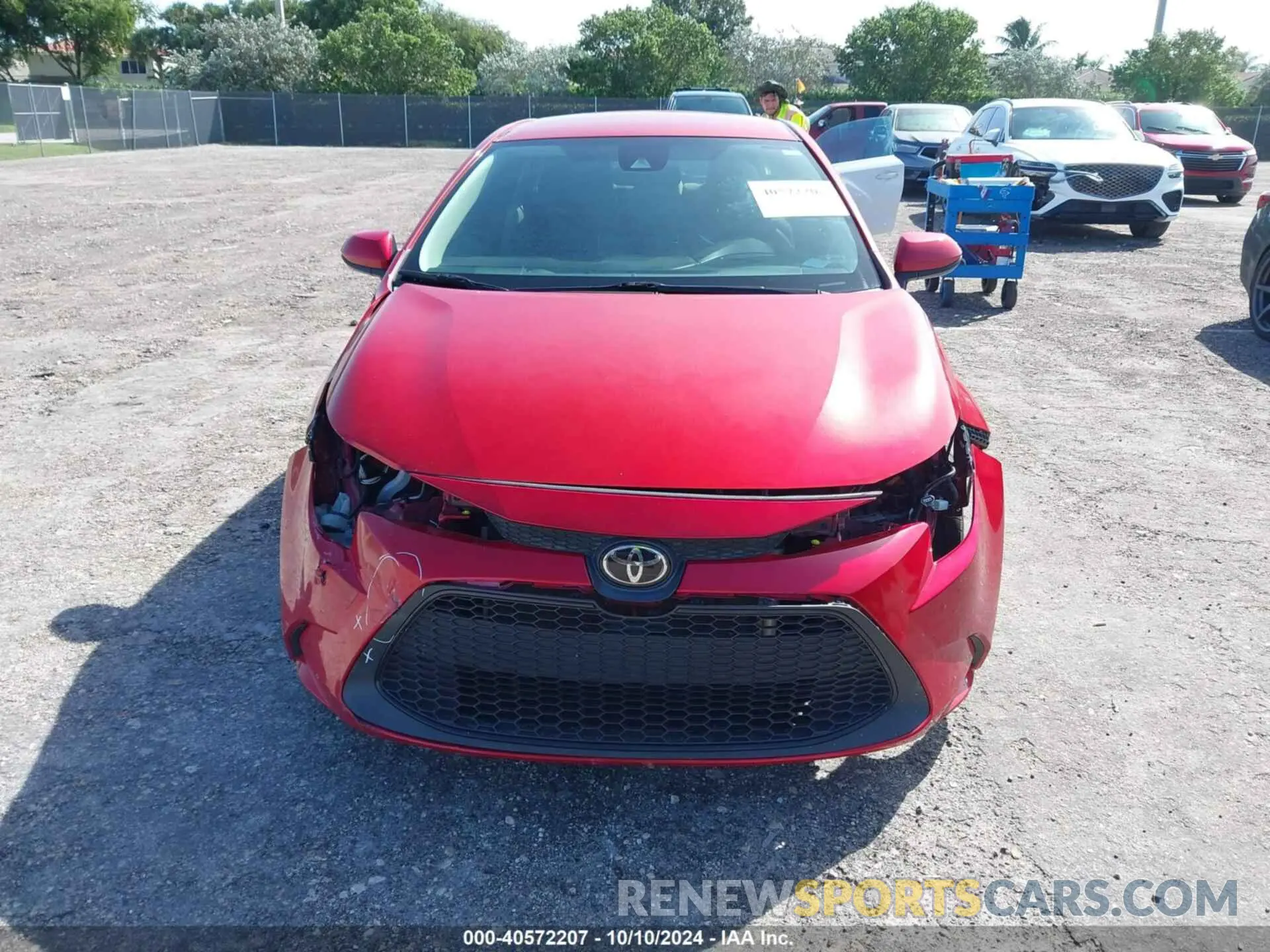 6 Photograph of a damaged car 5YFEPRAE8LP107310 TOYOTA COROLLA 2020