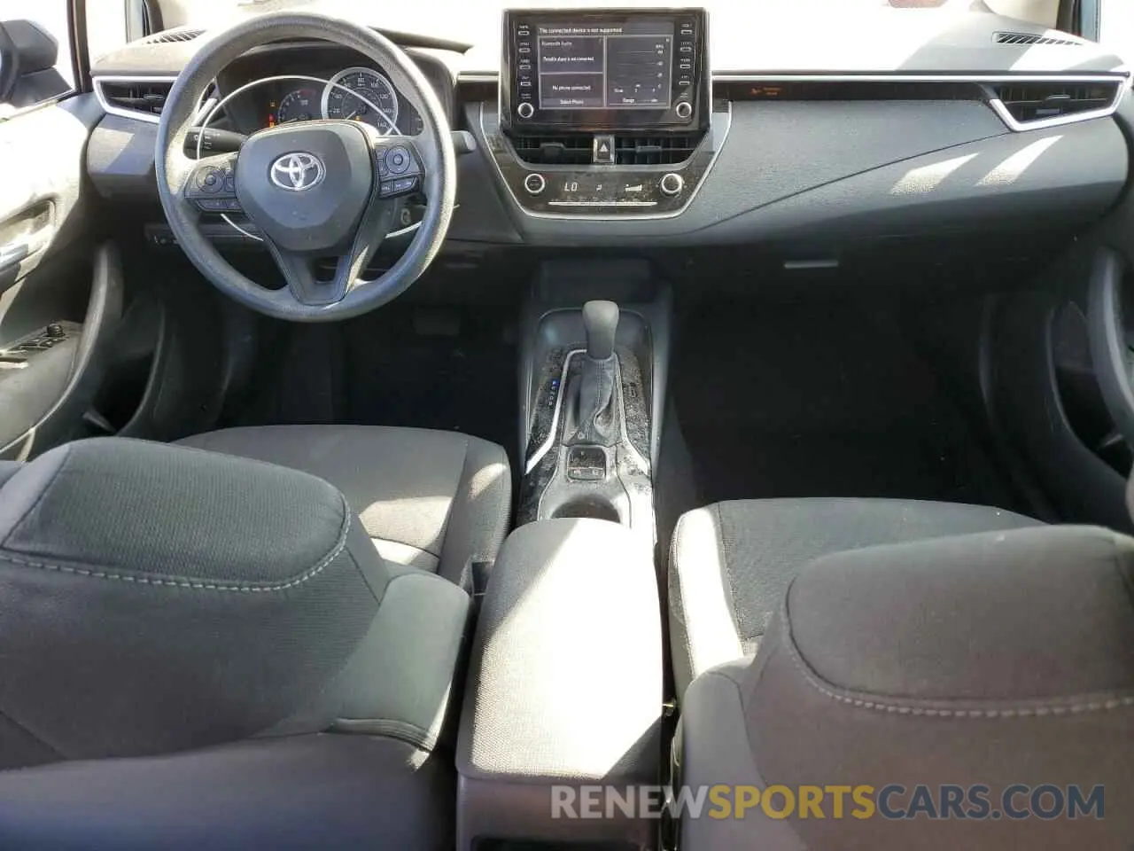 8 Photograph of a damaged car 5YFEPRAE8LP115651 TOYOTA COROLLA 2020