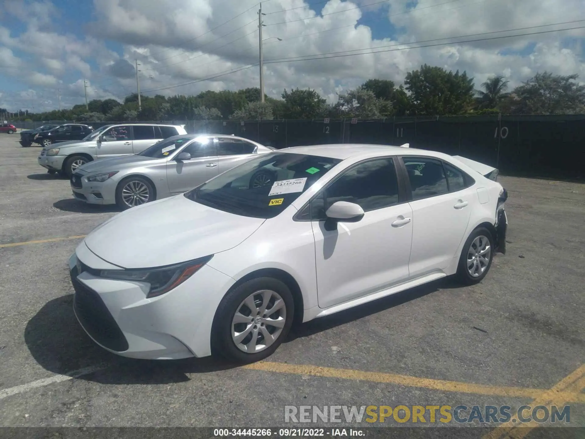 2 Photograph of a damaged car 5YFEPRAE8LP119358 TOYOTA COROLLA 2020