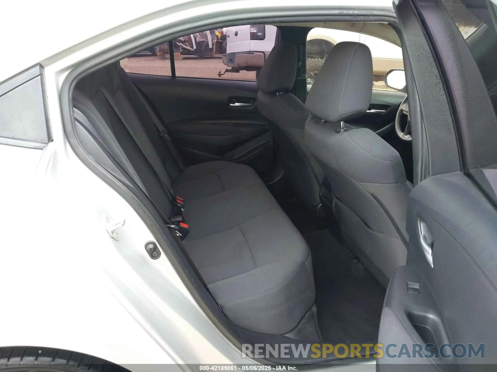 8 Фотография поврежденного автомобиля 5YFEPRAE8LP123927 TOYOTA COROLLA 2020