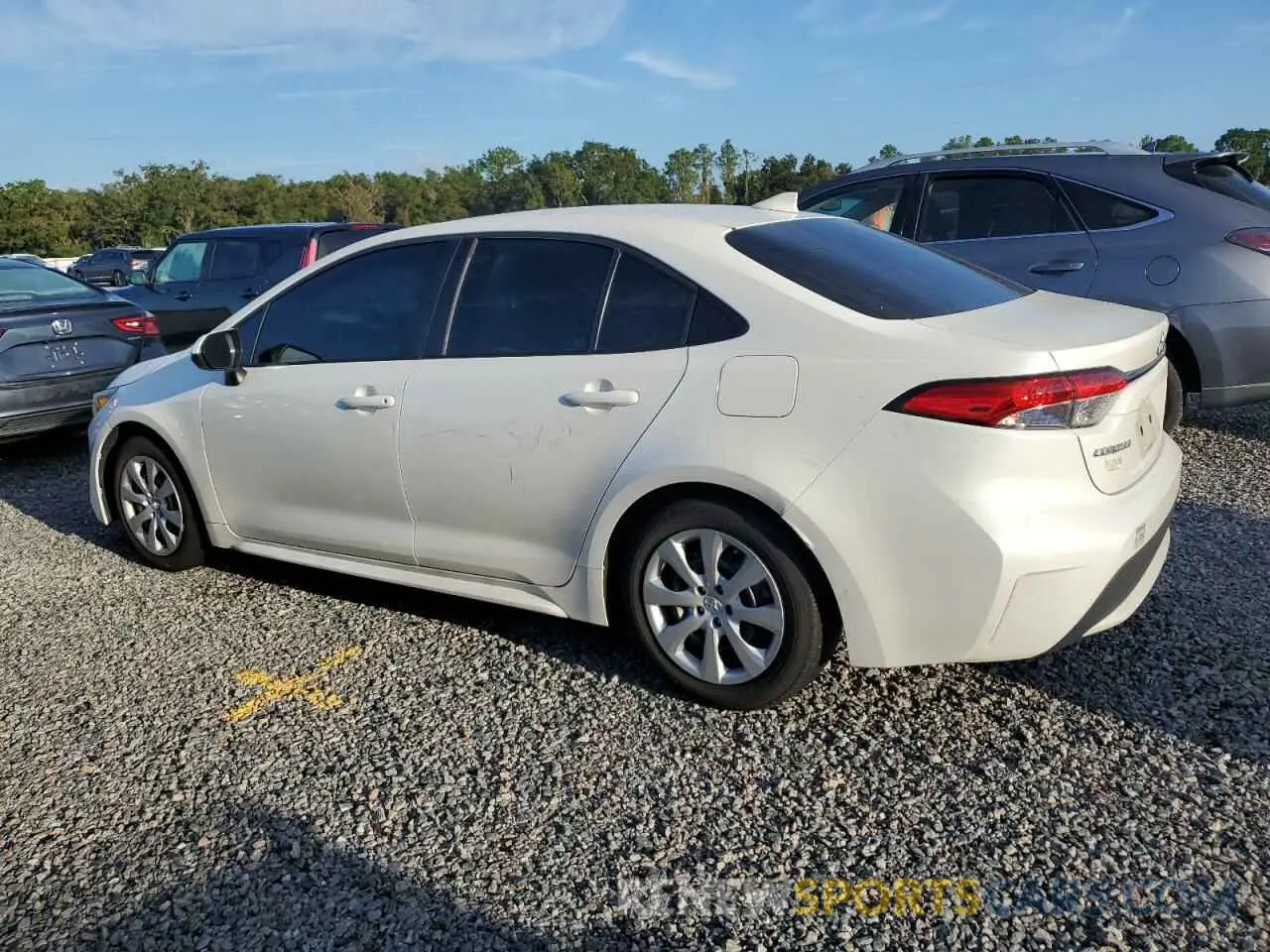 2 Photograph of a damaged car 5YFEPRAE8LP124138 TOYOTA COROLLA 2020