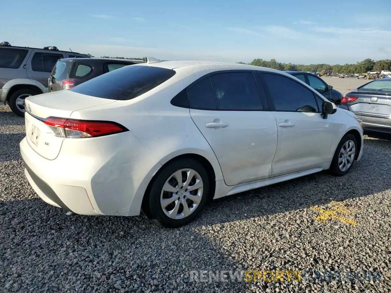 3 Photograph of a damaged car 5YFEPRAE8LP124138 TOYOTA COROLLA 2020