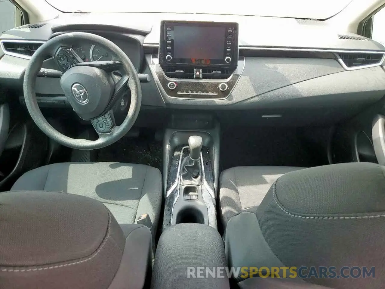 8 Photograph of a damaged car 5YFEPRAE8LP125841 TOYOTA COROLLA 2020
