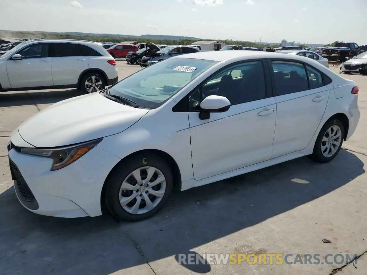 1 Фотография поврежденного автомобиля 5YFEPRAE8LP136385 TOYOTA COROLLA 2020