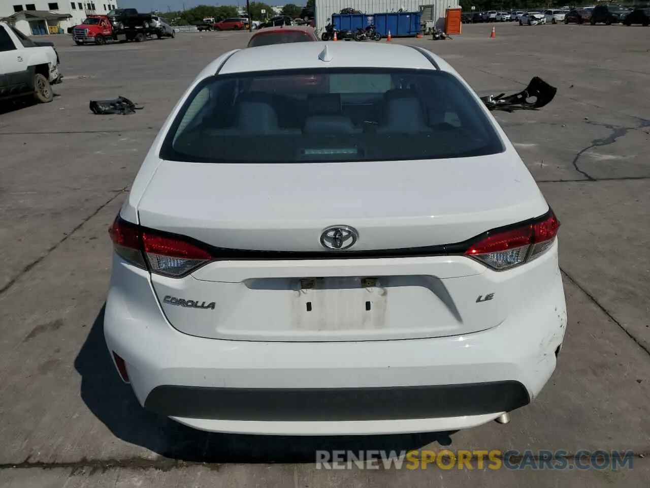 6 Фотография поврежденного автомобиля 5YFEPRAE8LP136385 TOYOTA COROLLA 2020