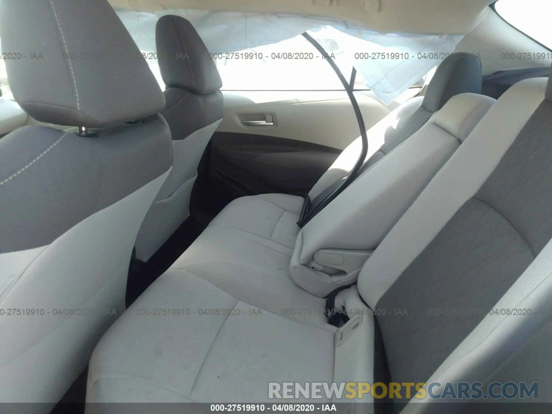 8 Photograph of a damaged car 5YFEPRAE9LP040510 TOYOTA COROLLA 2020