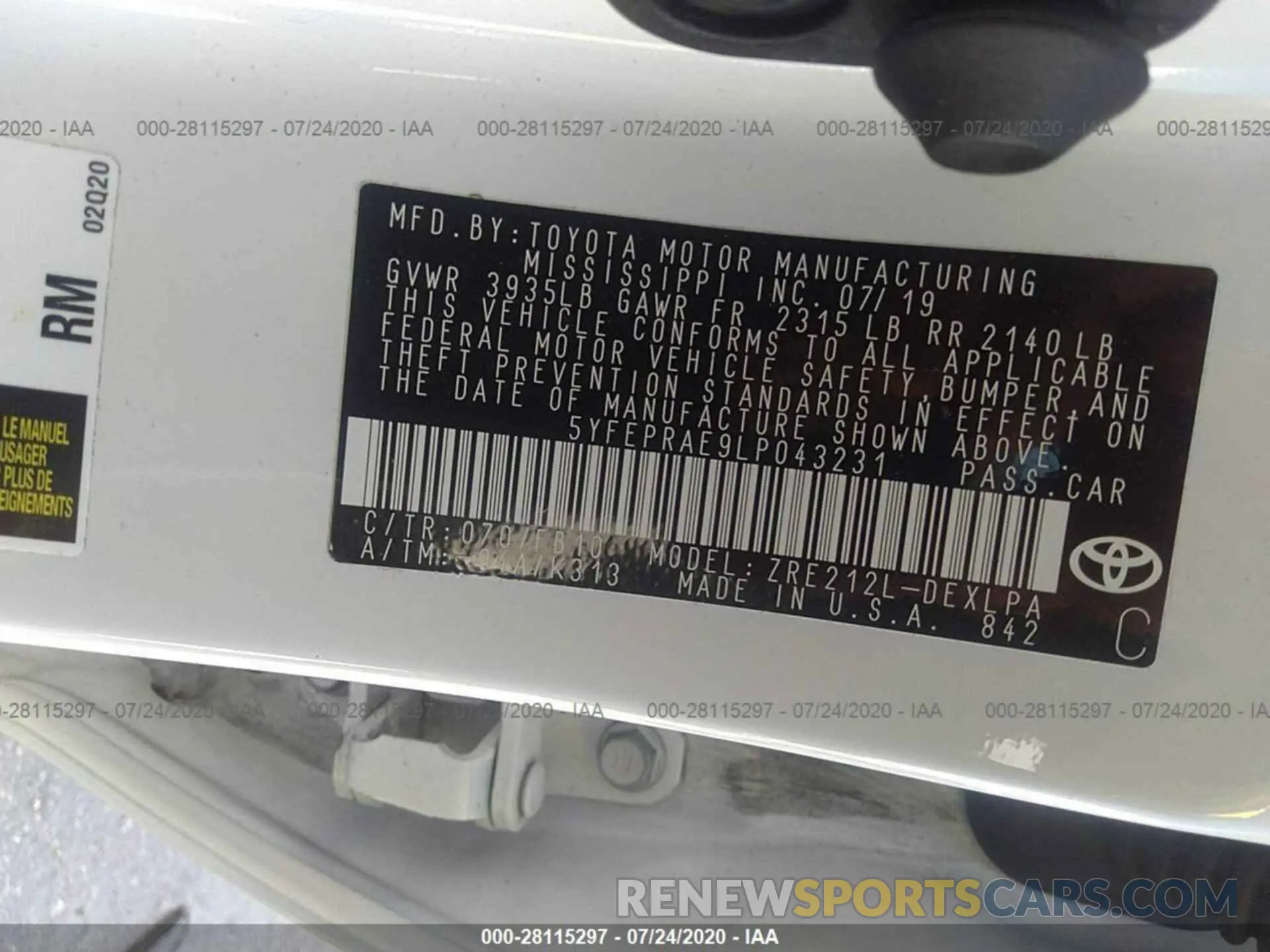 9 Photograph of a damaged car 5YFEPRAE9LP043231 TOYOTA COROLLA 2020