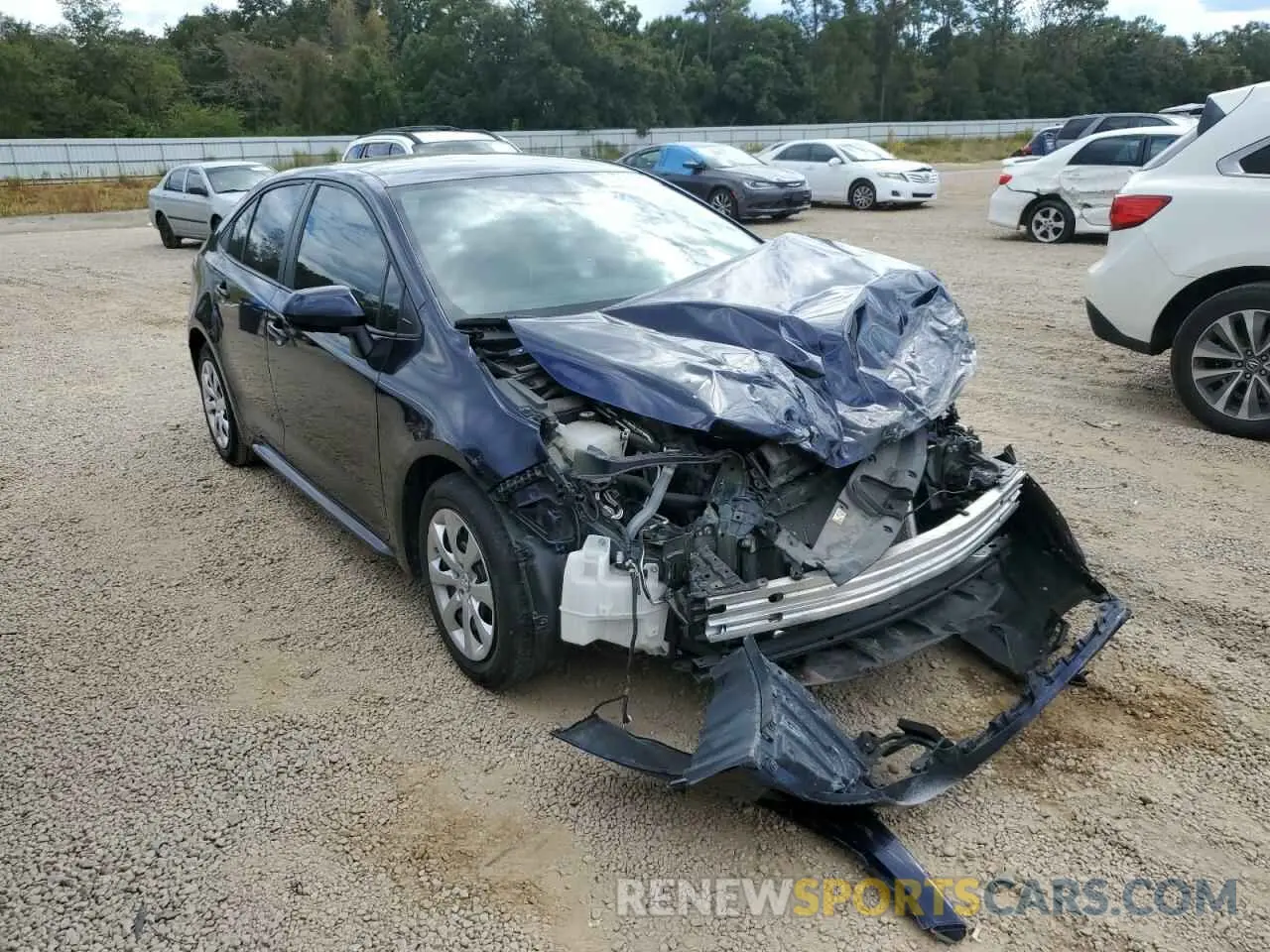 1 Photograph of a damaged car 5YFEPRAE9LP053192 TOYOTA COROLLA 2020