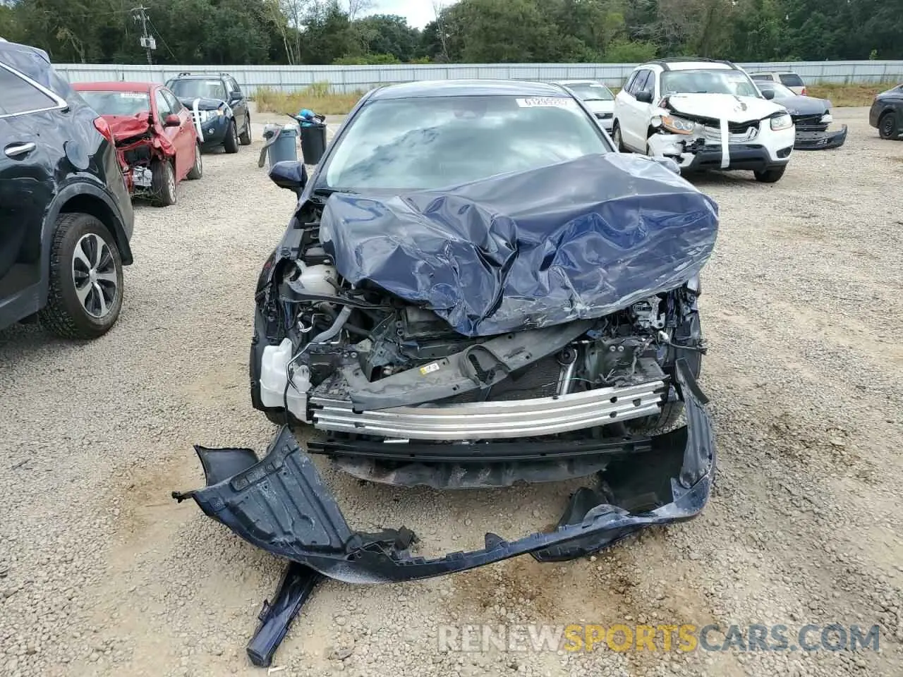 9 Photograph of a damaged car 5YFEPRAE9LP053192 TOYOTA COROLLA 2020