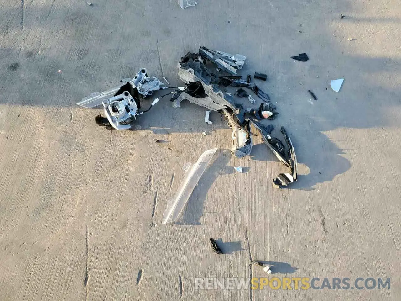 12 Photograph of a damaged car 5YFEPRAE9LP061180 TOYOTA COROLLA 2020