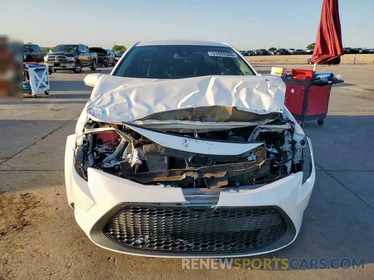 5 Photograph of a damaged car 5YFEPRAE9LP061180 TOYOTA COROLLA 2020