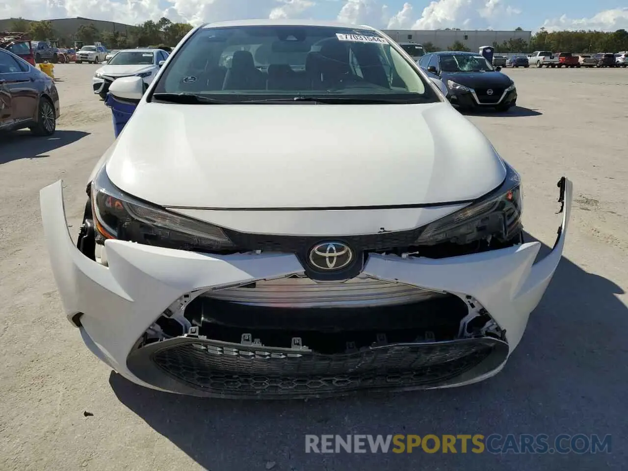 5 Photograph of a damaged car 5YFEPRAE9LP067898 TOYOTA COROLLA 2020