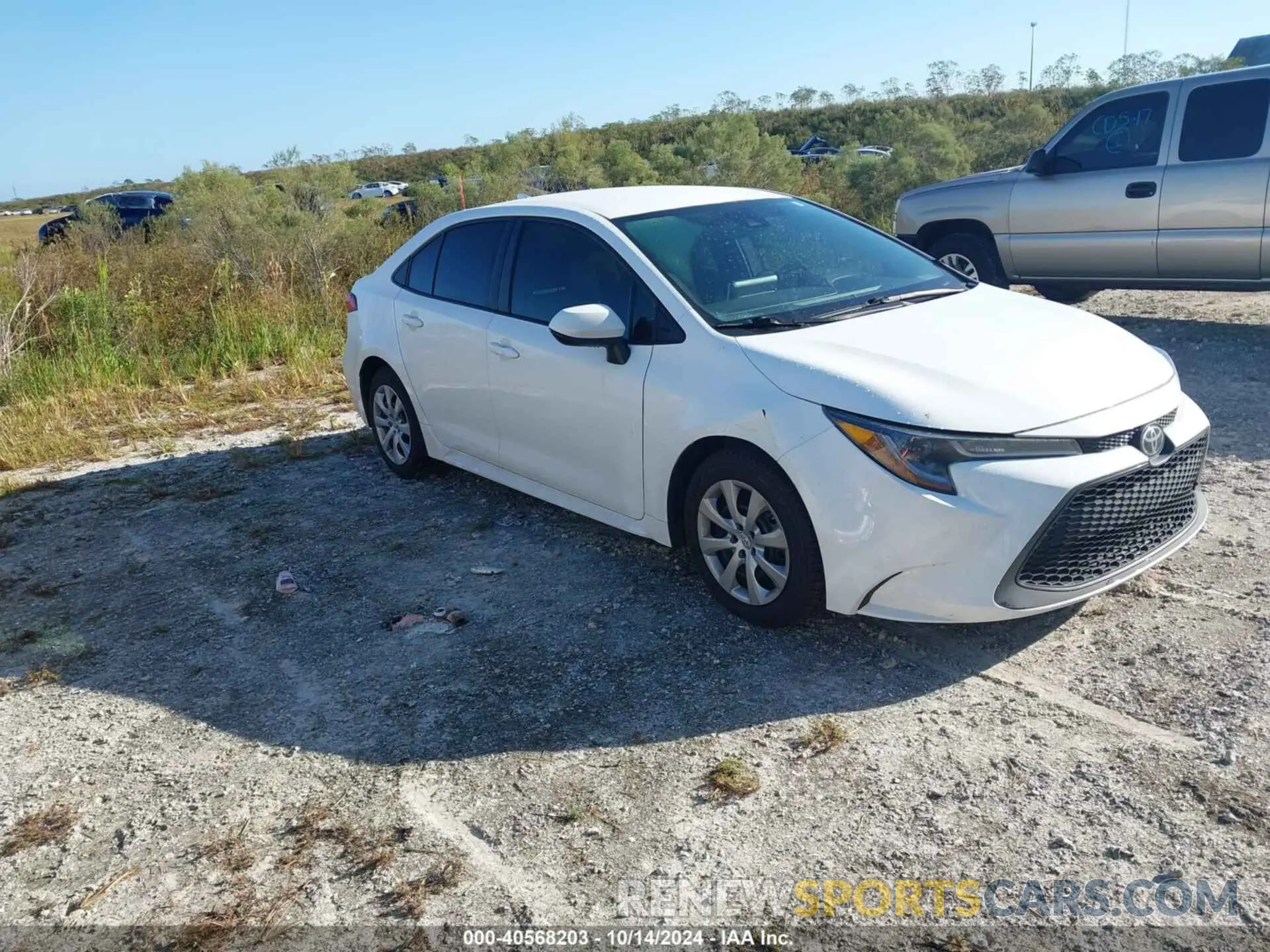 1 Photograph of a damaged car 5YFEPRAE9LP082045 TOYOTA COROLLA 2020