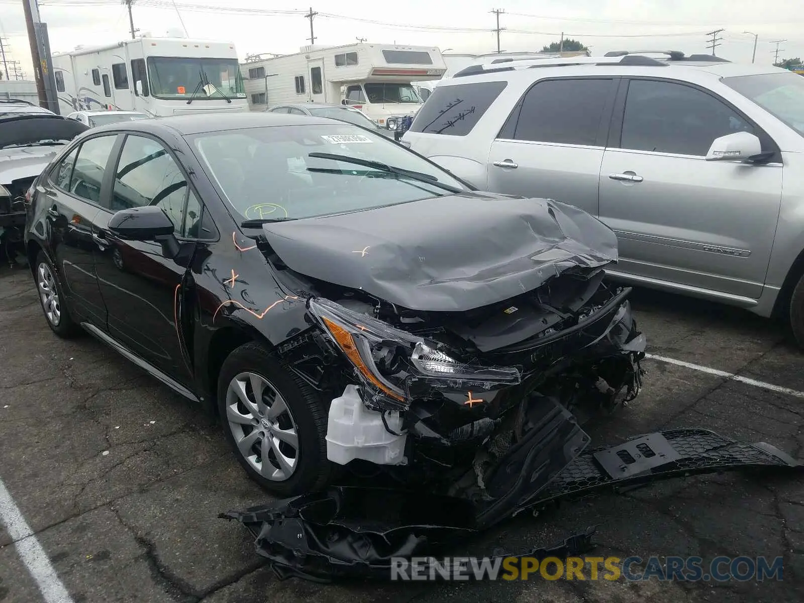 1 Photograph of a damaged car 5YFEPRAE9LP088069 TOYOTA COROLLA 2020