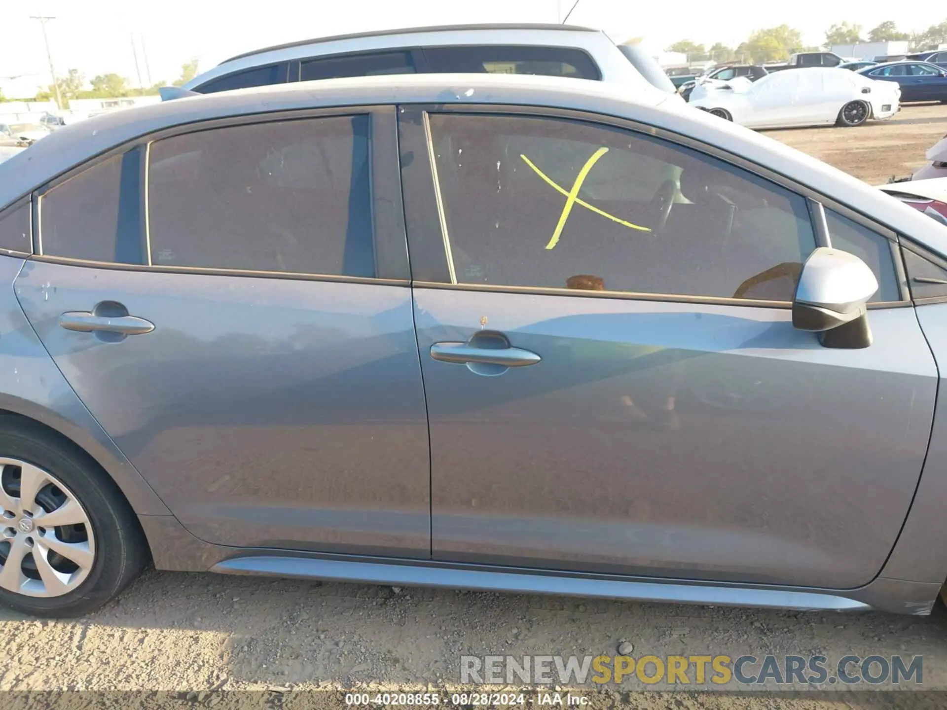 12 Photograph of a damaged car 5YFEPRAE9LP092722 TOYOTA COROLLA 2020