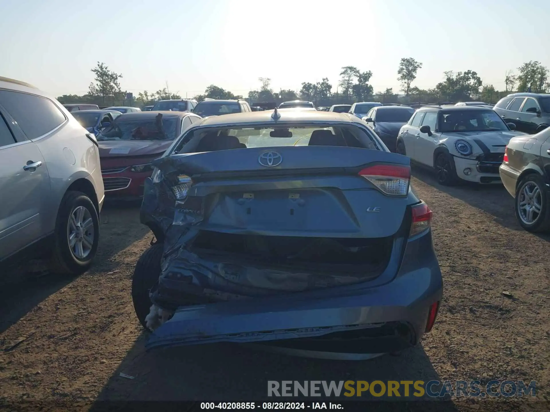 15 Photograph of a damaged car 5YFEPRAE9LP092722 TOYOTA COROLLA 2020