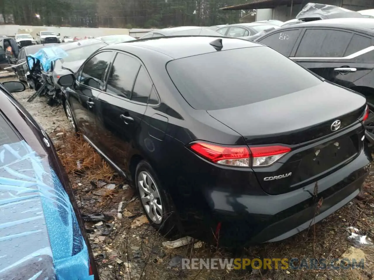 3 Photograph of a damaged car 5YFEPRAE9LP102388 TOYOTA COROLLA 2020