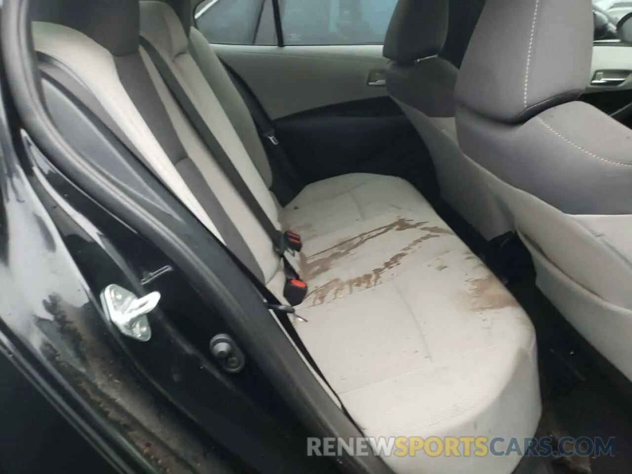 6 Photograph of a damaged car 5YFEPRAE9LP102388 TOYOTA COROLLA 2020