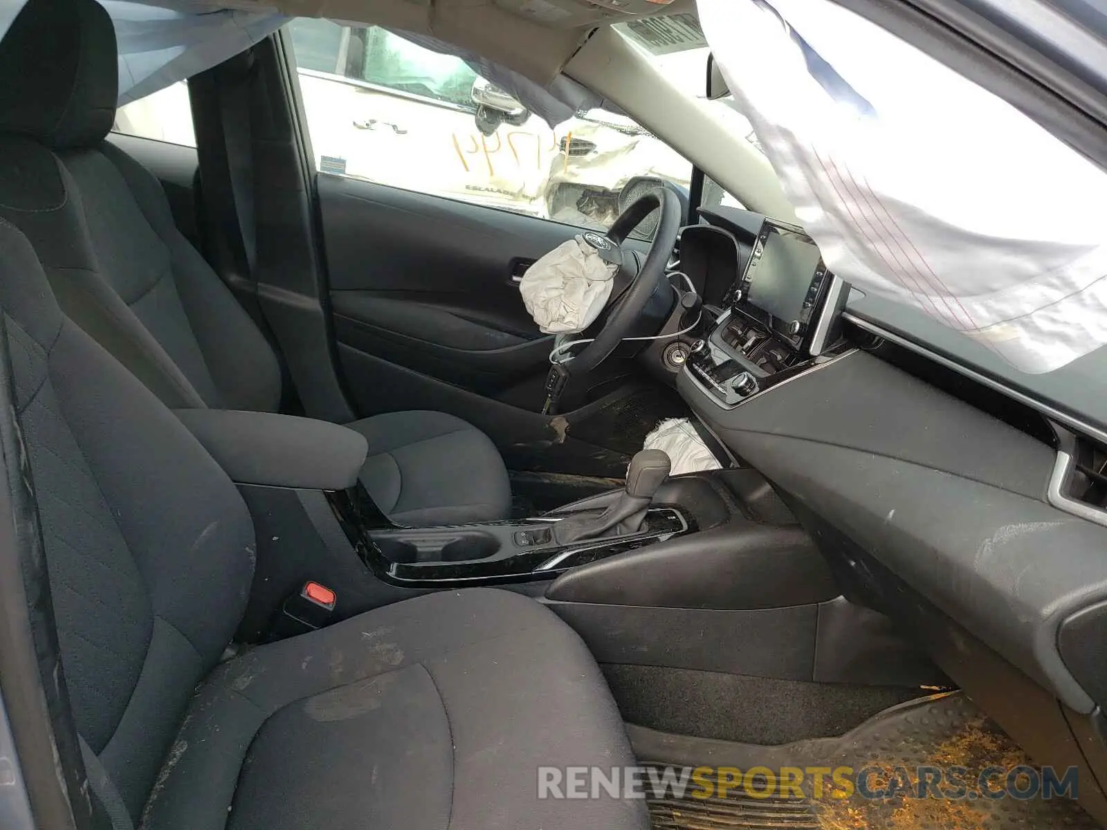5 Фотография поврежденного автомобиля 5YFEPRAE9LP111818 TOYOTA COROLLA 2020