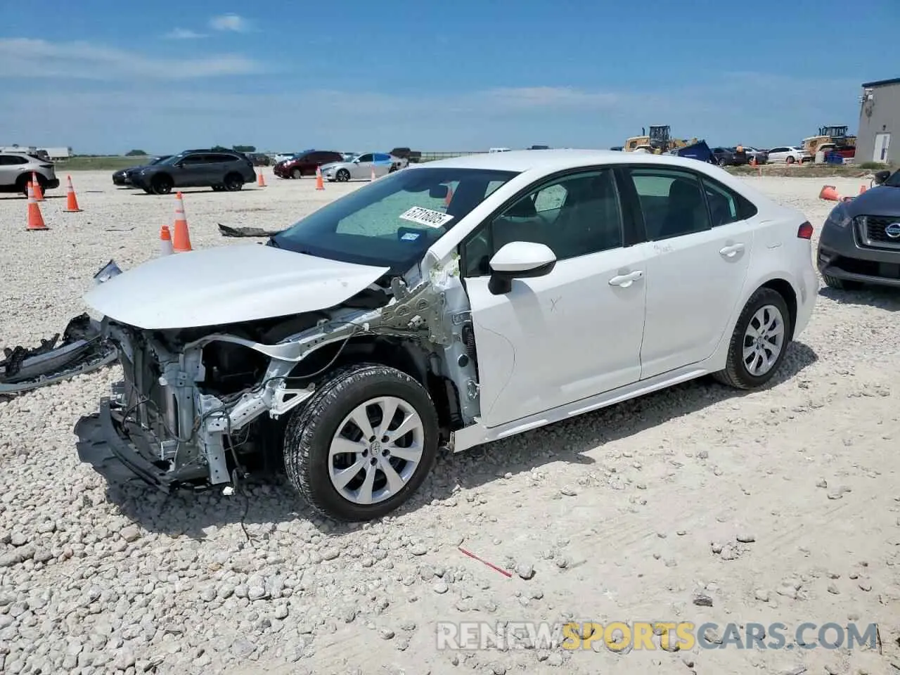 1 Photograph of a damaged car 5YFEPRAE9LP137903 TOYOTA COROLLA 2020