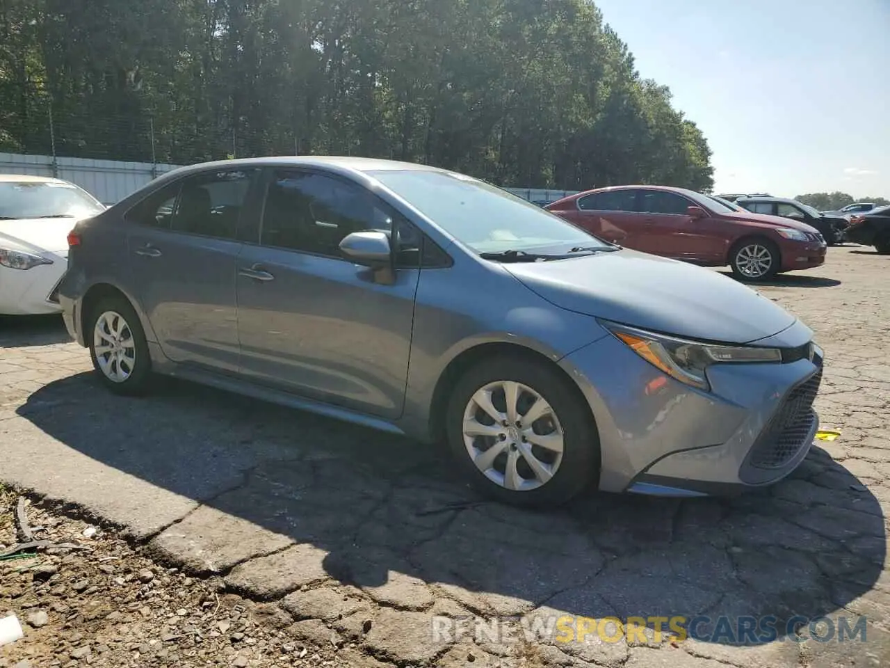 4 Photograph of a damaged car 5YFEPRAE9LP141062 TOYOTA COROLLA 2020