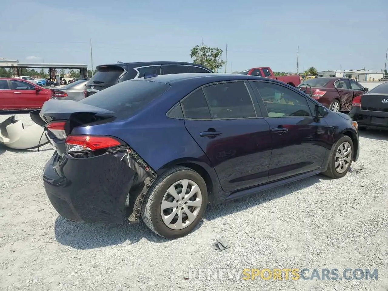 3 Фотография поврежденного автомобиля 5YFEPRAEXLP022744 TOYOTA COROLLA 2020
