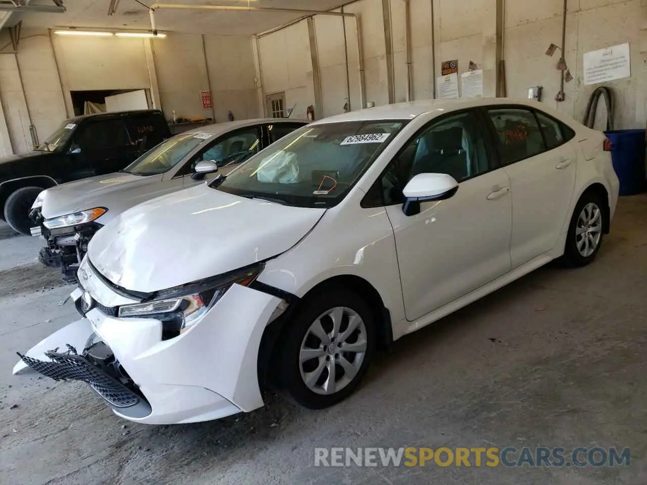 2 Photograph of a damaged car 5YFEPRAEXLP027927 TOYOTA COROLLA 2020