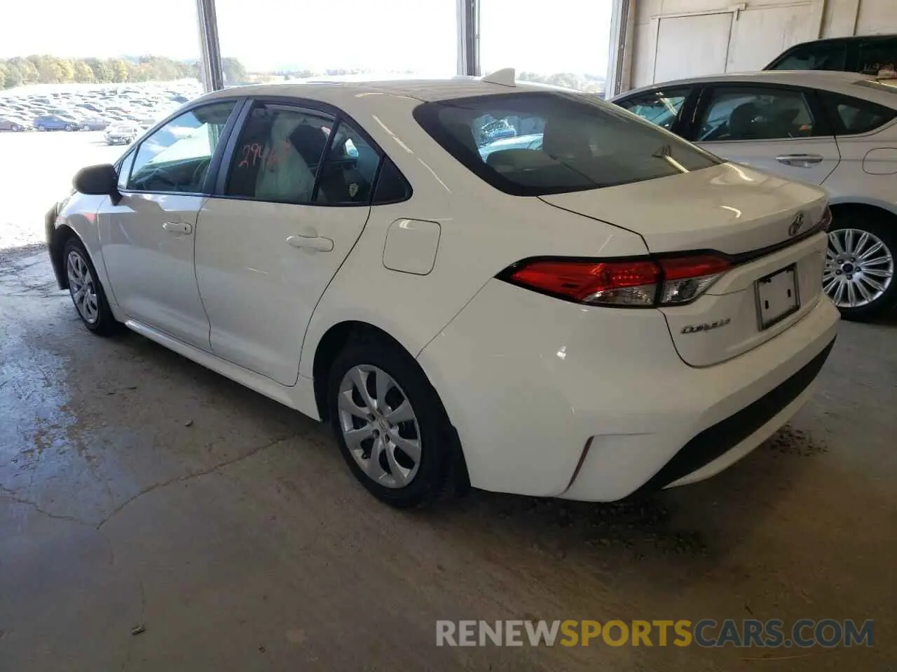 3 Photograph of a damaged car 5YFEPRAEXLP027927 TOYOTA COROLLA 2020
