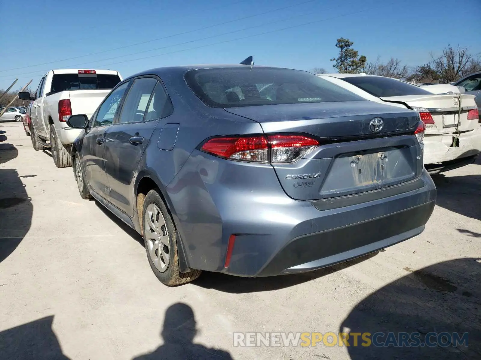 3 Photograph of a damaged car 5YFEPRAEXLP034649 TOYOTA COROLLA 2020