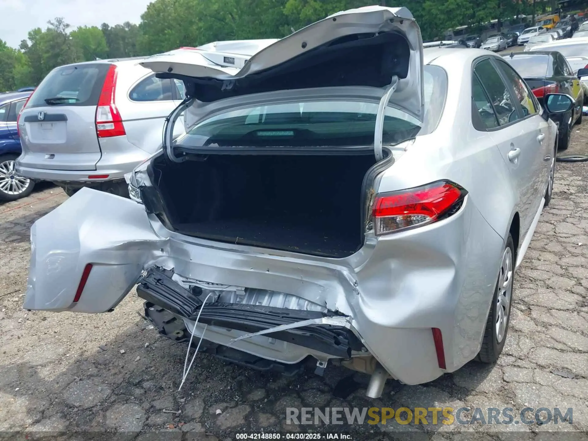 16 Photograph of a damaged car 5YFEPRAEXLP054593 TOYOTA COROLLA 2020