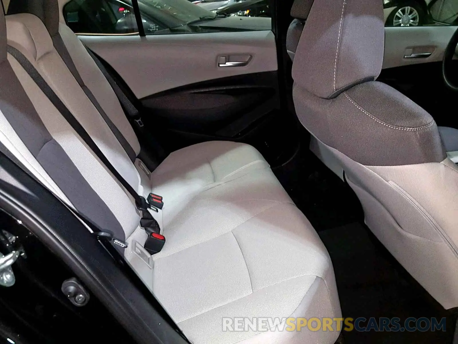 6 Photograph of a damaged car 5YFEPRAEXLP055825 TOYOTA COROLLA 2020