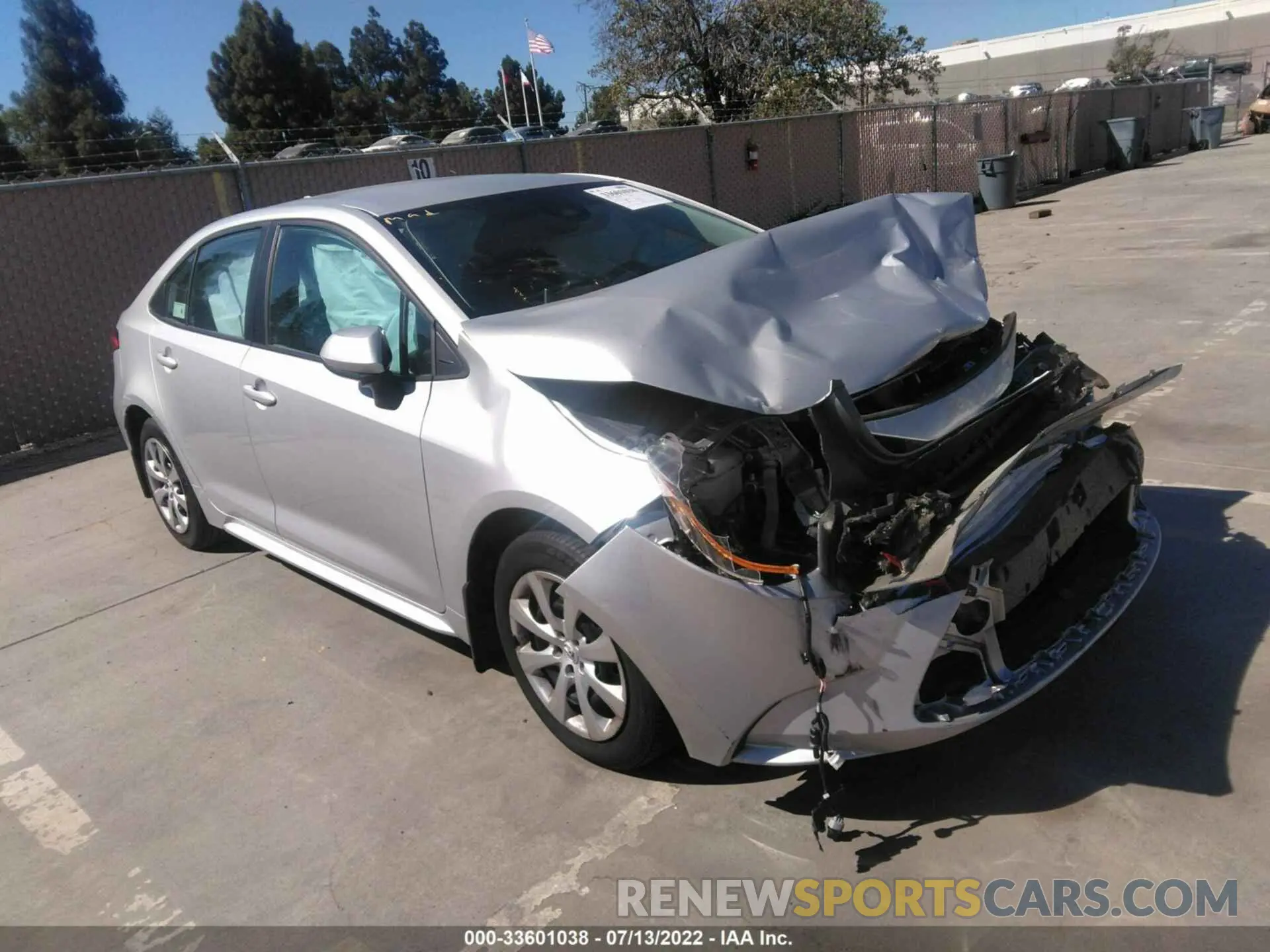 1 Photograph of a damaged car 5YFEPRAEXLP058823 TOYOTA COROLLA 2020