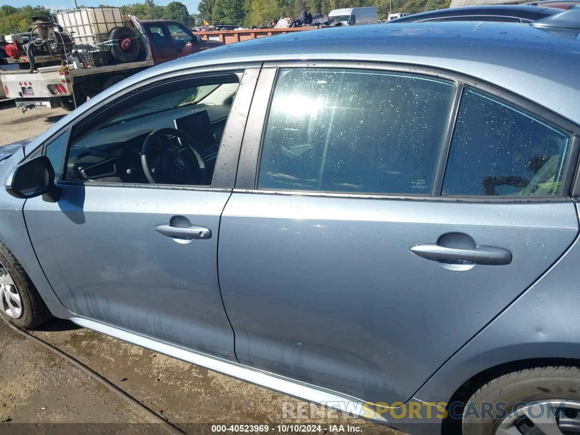 15 Фотография поврежденного автомобиля 5YFEPRAEXLP064797 TOYOTA COROLLA 2020