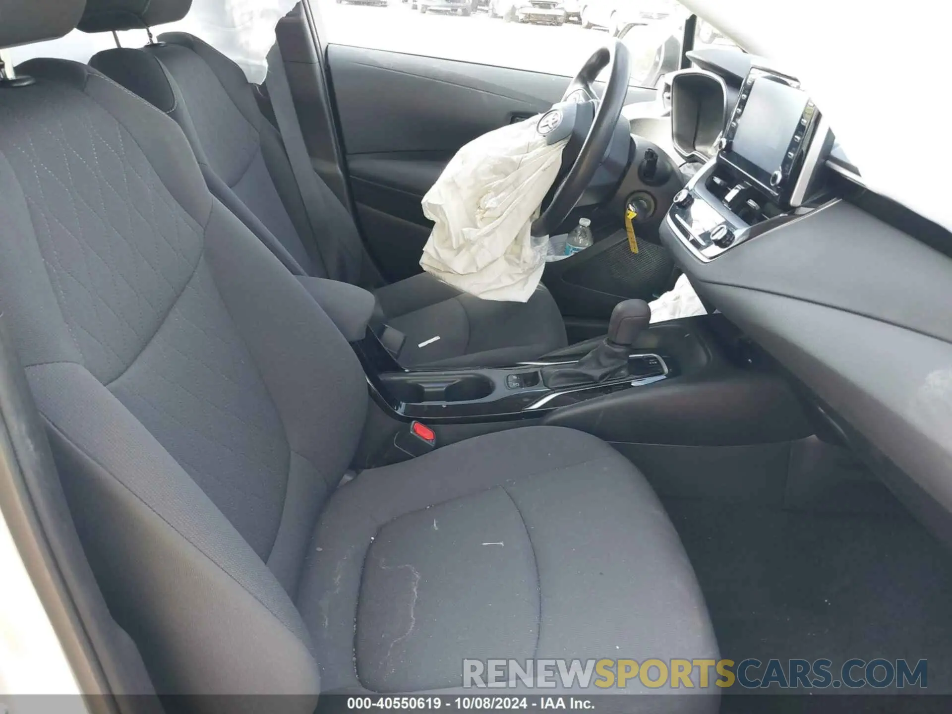 5 Photograph of a damaged car 5YFEPRAEXLP065772 TOYOTA COROLLA 2020