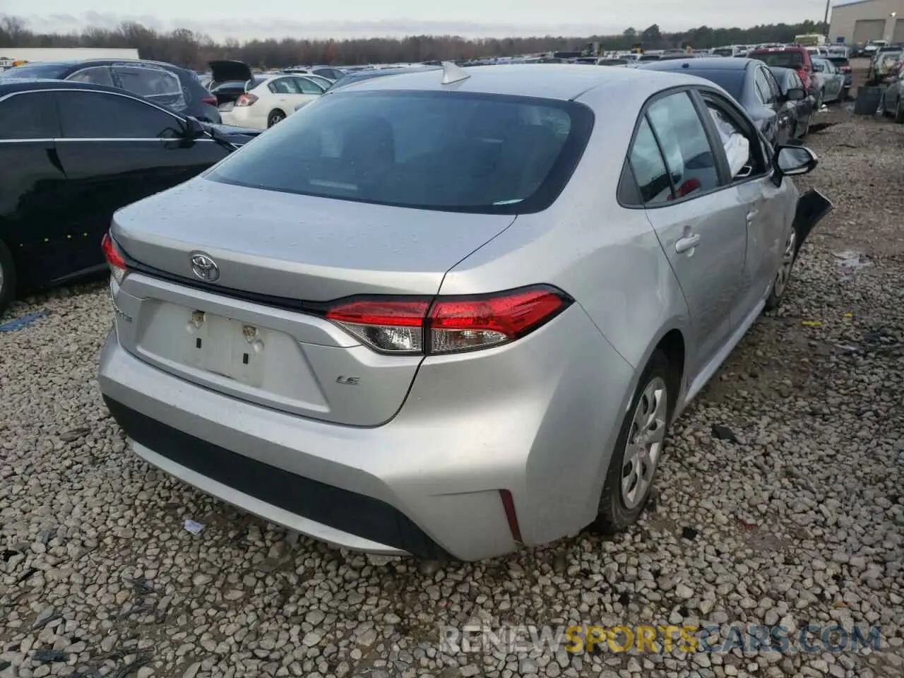 4 Photograph of a damaged car 5YFEPRAEXLP067800 TOYOTA COROLLA 2020
