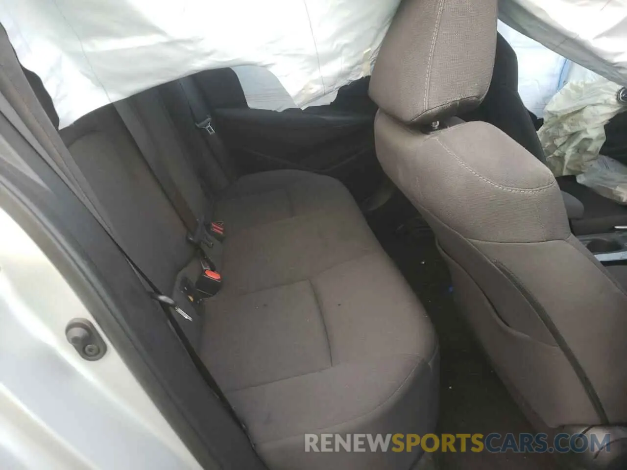 6 Photograph of a damaged car 5YFEPRAEXLP067800 TOYOTA COROLLA 2020
