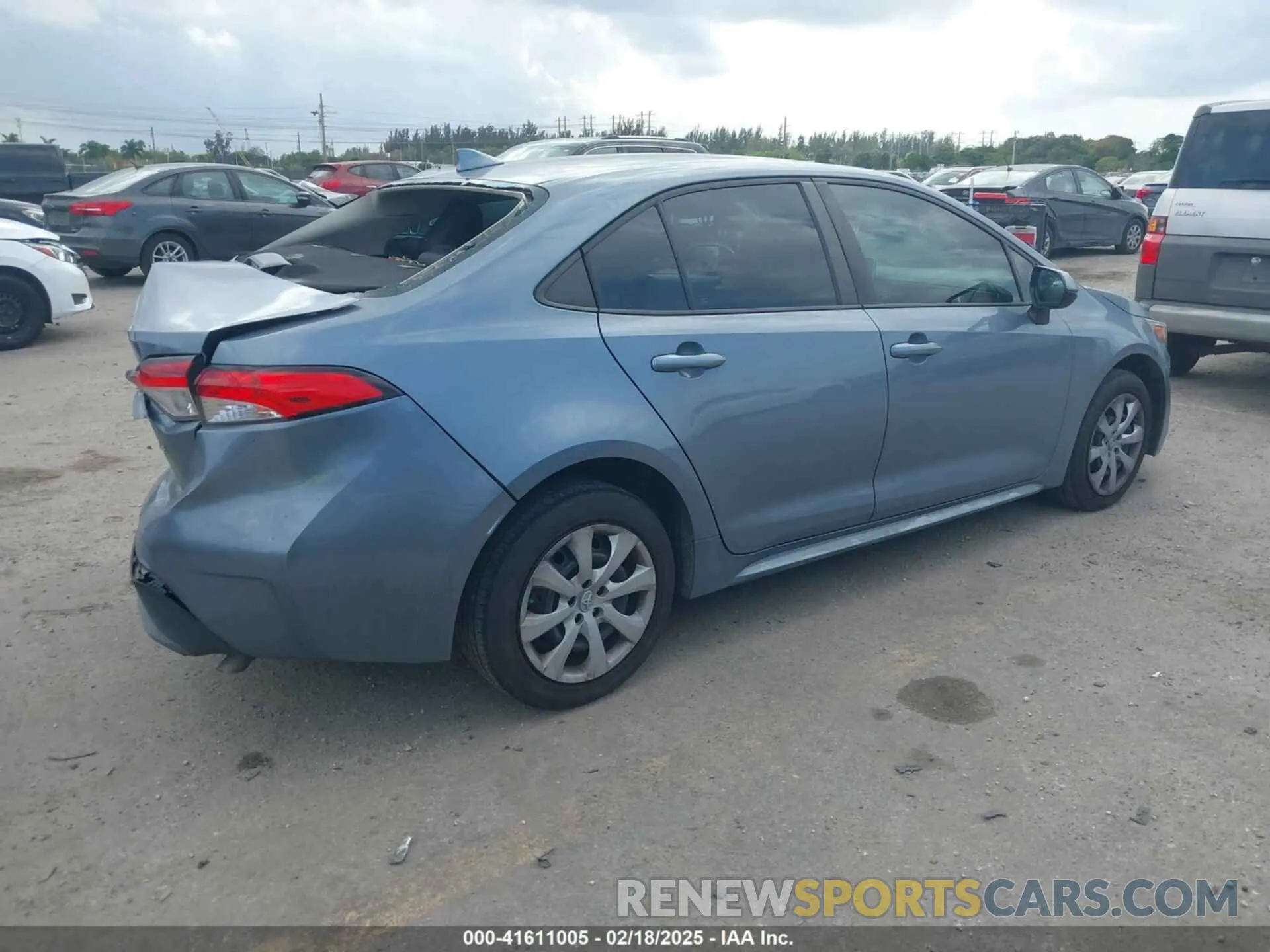 4 Фотография поврежденного автомобиля 5YFEPRAEXLP083267 TOYOTA COROLLA 2020